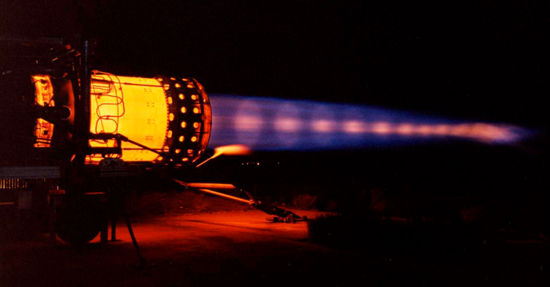 Ejemplo de diamantes de choque en el motor de combustión de un Blackbird. Foto: Wikimedia Commons.